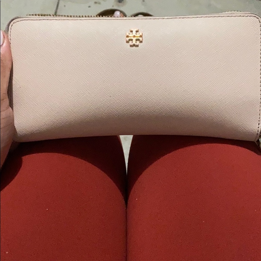 Tory Burch Continental Wallet